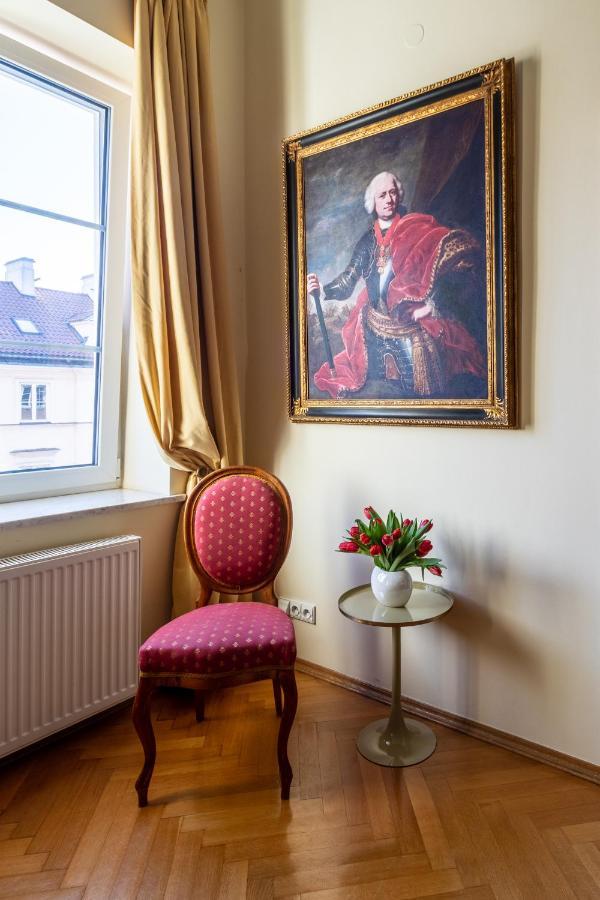 Luster I Obrazów Apartament *