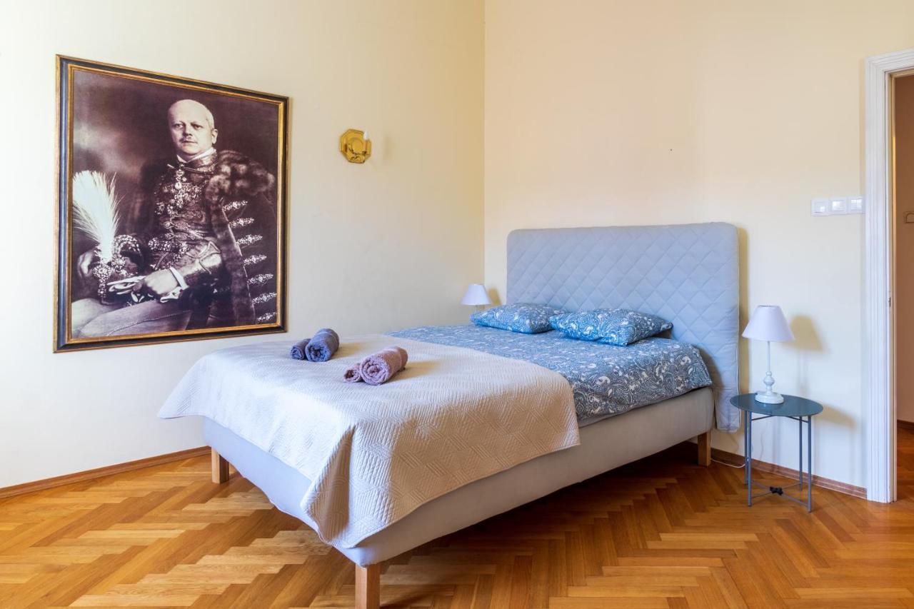 Luster I Obrazów Apartament Warszawa